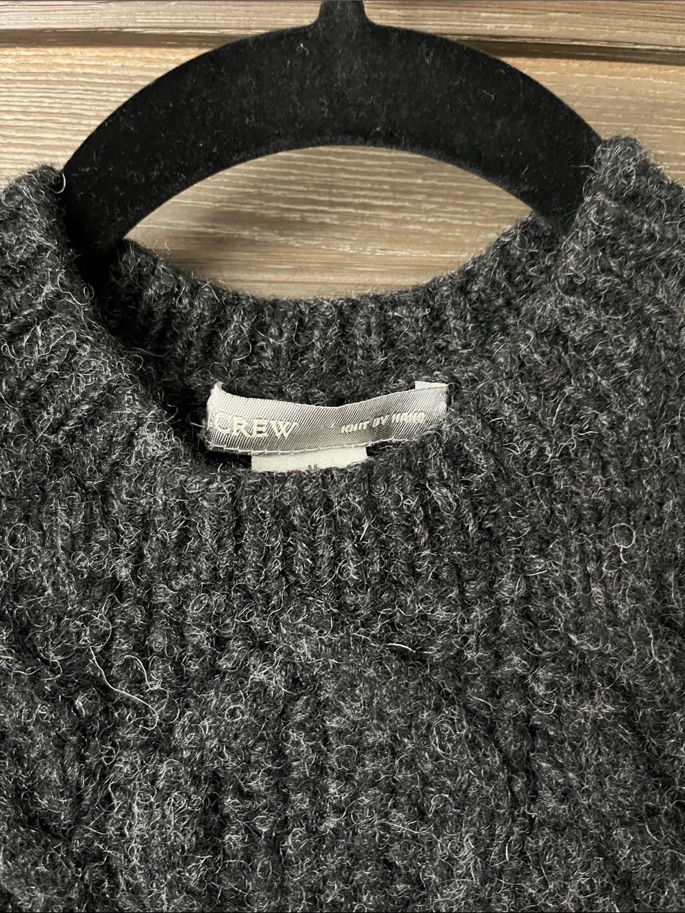 VINTAGE 100% WOOL J. Crew Dark Charcoal Cable Knit Crewneck Sweater - Picture 8 of 13